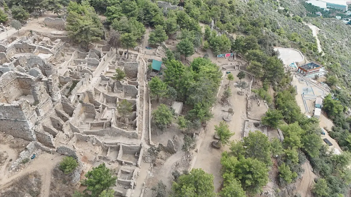 Rediscovery of a 1,800-Year-Old Stadium in Ancient Syedra