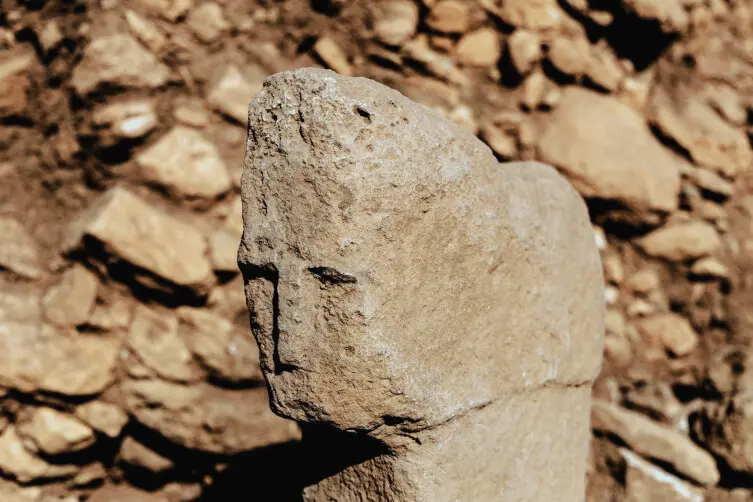 Discovery of a 12,000-Year-Old Human-Faced Standing Stone in Karahantepe