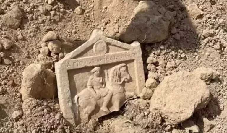 Denizli Historic Discovery Reveals Ancient Necropolis in Çal