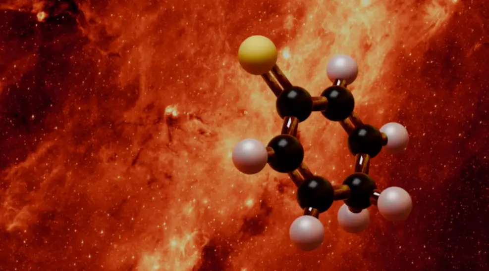 Missing Link Space Life Chemistry Discovery Points to Cosmic Origins of Life
