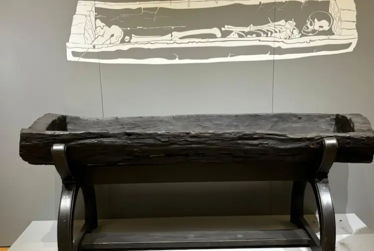 Roman Princess Coffin Dating Solves 100-Year Mystery